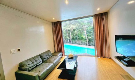 앤글래스풀빌라